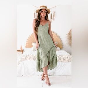 Loveriche Incredibly Loved Open Back Printed Midi Dress (Sage) Womens Size M